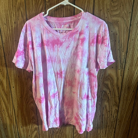 PINK Victoria's Secret Tops - VS PINK tie-dye top